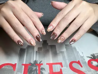 ネイル ハピネイル HAPI NAILS所属・カオティ チュンのネイルデザイン