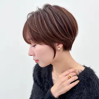 ショート ショート/レイヤー/ 縮毛矯正/ 渡邊莉玖のヘアスタイル