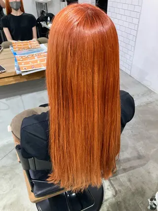 ロング カラー ATELIER ZIZI川井さくらのヘアスタイル