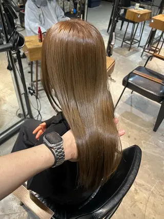 セミロング カラー 赤みゼロ/透明感 カラー🌿KANTAのヘアスタイル