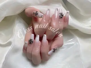 ネイル Gloss nail 💅yuna✨のネイルデザイン