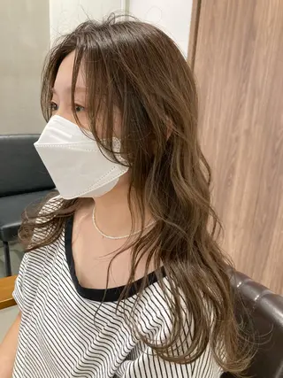 ロング Larry所属・Larry🌼中下 美香のヘアスタイル