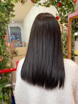 セミロング ゆぴ☾‪/推しカラー /ハイトーンのヘアスタイル