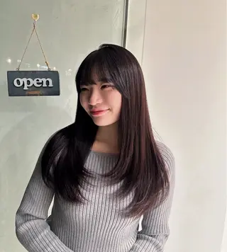 ロング カラー octo所属・梅澤 杏菜のヘアスタイル
