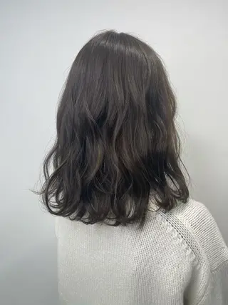 ミディアム カラー &chaLme   心斎橋所属・emi/髪質改善/ 韓国風/艶カラーのヘアスタイル