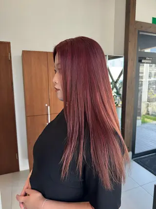 カラー kage Nanamiのヘアスタイル