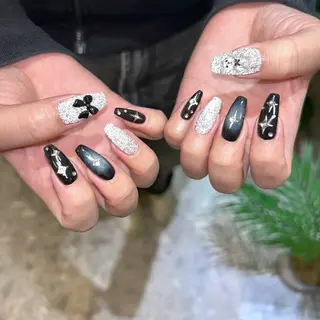 ネイル 💅🏽 SHIORI🌙のネイルデザイン