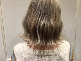 ミディアム カラー ヘアアレンジ la fith所属・rico_by ヘアとアイブロウのヘアスタイル