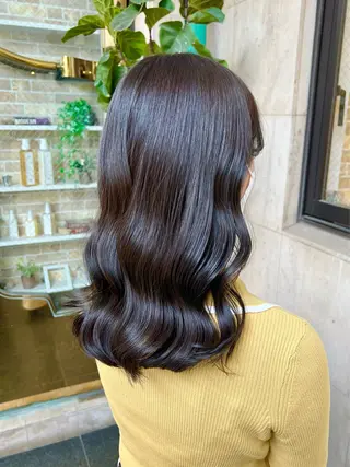セミロング カラー ✨艶髪✨透明感✨ 山内大樹のヘアスタイル