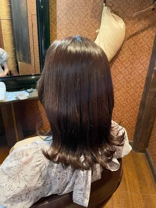 ミディアム 佐久間 凪沙のヘアスタイル