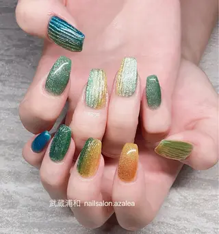 ネイル R inのネイルデザイン