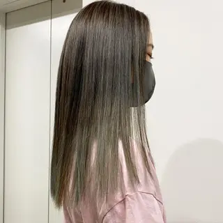 ロング 茜璃/ブリーチカラー /レイヤーカットのヘアスタイル