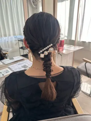 ミディアム ヘアアレンジ Hina🐣 elubylovisのヘアスタイル