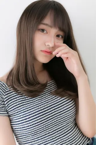 ミディアム コテ巻き風パーマ💛 池袋のヘアスタイル