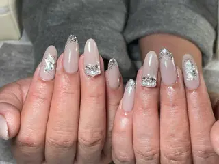 ネイル 蓑原 佳央里のネイルデザイン