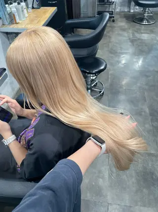 ロング カラー ハイトーン 横浜💞ミオのヘアスタイル