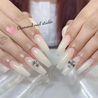 ネイル Diamond AYU💜のネイルデザイン
