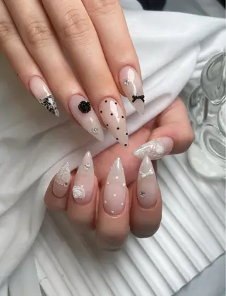 ネイル Lyna 池袋のネイルデザイン