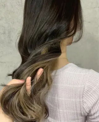 ロング カラー 唐澤 千尋のヘアスタイル