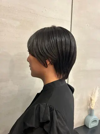 ショート 中野 莉早のヘアスタイル