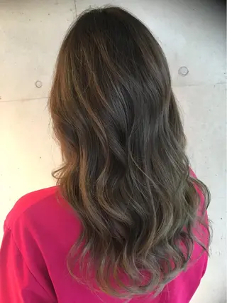 ロング カラー Lumderica(ラムデリカ)所属・横浜/元町/石川町 ラムデリカYUKAのヘアスタイル