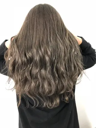 ミディアム カラー 西村あきや トレンド韓国ヘアのヘアスタイル