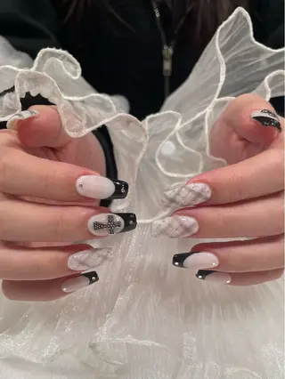 ネイル るか/透明感 カラー/アレンジのヘアスタイル