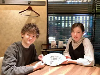 白髪ぼかしハイライト 柳川拓哉のヘアスタイル