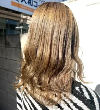 カラー イシイ ハルナ 🤍のヘアスタイル