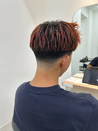 カラー 加本 翼のヘアスタイル
