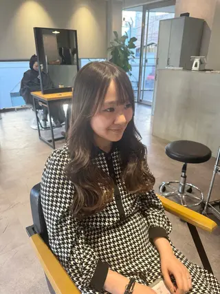 ミディアム カラー 佐藤史哉＊ 韓国レイヤー赤み除去のヘアスタイル