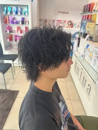 ミディアム パーマ メンズ 韓国風メンズ/毛流れ ヘアなら須田龍世のヘアスタイル