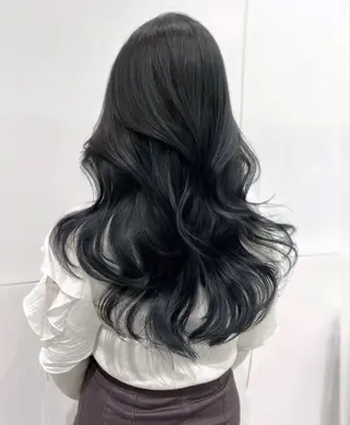 ロング カラー ヘアアレンジ レイヤー×透明感カラ ーHAYATOのヘアスタイル