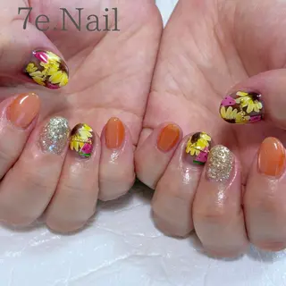 ネイル 7e. Nailのネイルデザイン