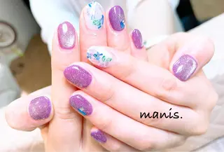 ネイル manis .のネイルデザイン