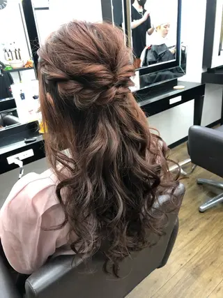 ロング ヘアアレンジ 下妻 カラーエクステ難波のヘアスタイル