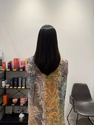 ロング 川口開世 cutのヘアスタイル