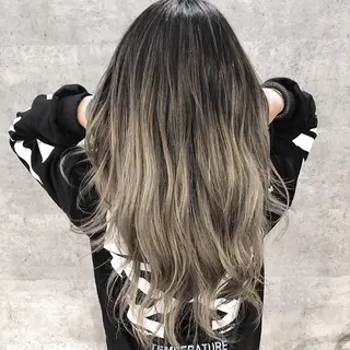 ロング MiL所属・✨ハイトーン✨ 濱田知孝のヘアスタイル