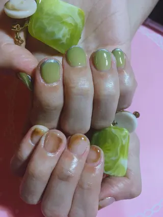 ネイル 古川 里美のネイルデザイン