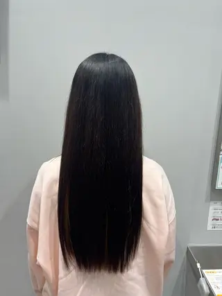 ロング パーマ ワダ モエナのヘアスタイル
