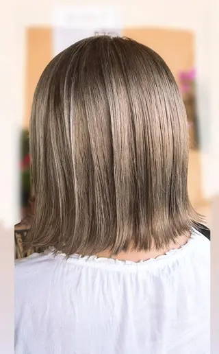 ショート カラー hair works raptureのヘアスタイル