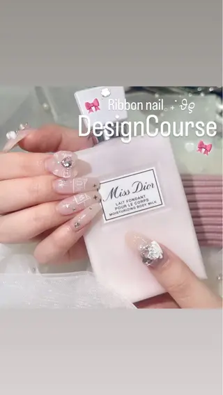 ネイル 🧁fein. nana🩵のネイルデザイン