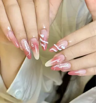 ネイル Eveネイル チップスカルプ専門店のネイルデザイン