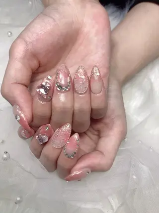 ネイル U·Mi nail salon所属・U·MI 上野御徒町店のネイルデザイン