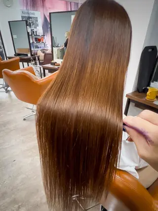 ロング 🥇近藤 恭輔🥇 Recharme新保のヘアスタイル