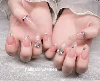 ネイル R inのネイルデザイン