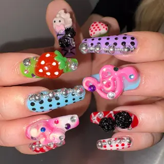 ネイル 👽個性派ネイル🎀 komachiのマツエク・マツパデザイン