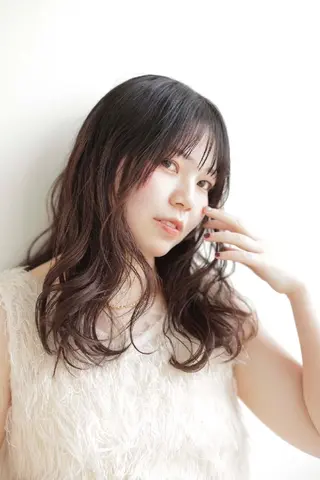 カラー 束感まつぱ🥑🤍 NATUKI🤍のマツエク・マツパデザイン