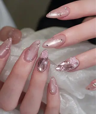 ネイル NiJi Nailsのネイルデザイン