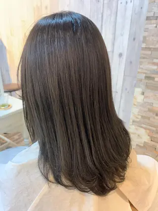 ミディアム カラー ✨【店長】Lily. 北千住Seina✨のヘアスタイル